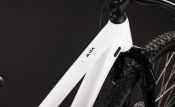 Horské kolo Cube Aim ONE metallicwhite´n´black 2027