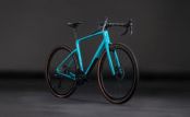 Gravel kolo Cube Nuroad C:62 Pro swimmingpool´n´black 2026
