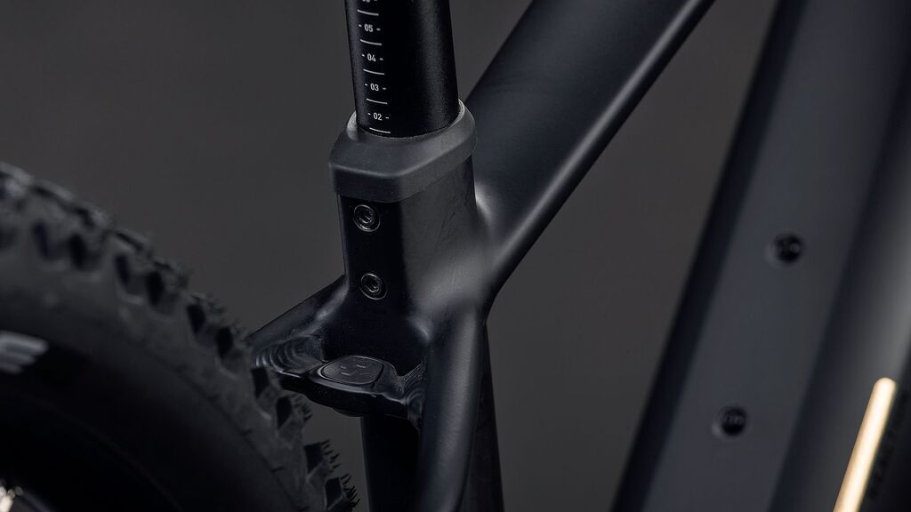 Elektrokolo Cube Reaction Hybrid Pro 800 blackline 2026