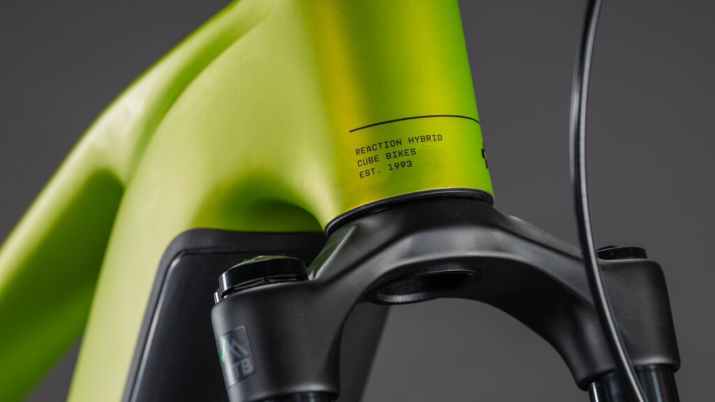 Elektrokolo Cube Reaction Hybrid Race 800 lizard´n´black 2026