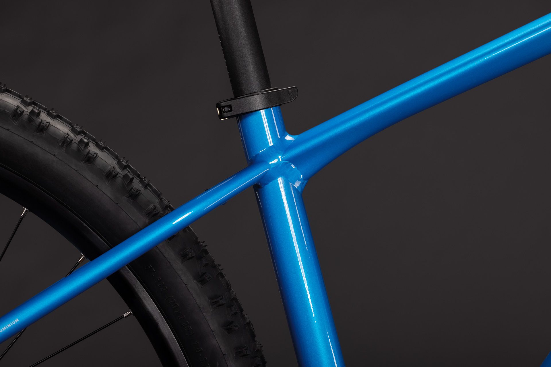Horské kolo Cube Aim Pro topasblue´n´blue 2027