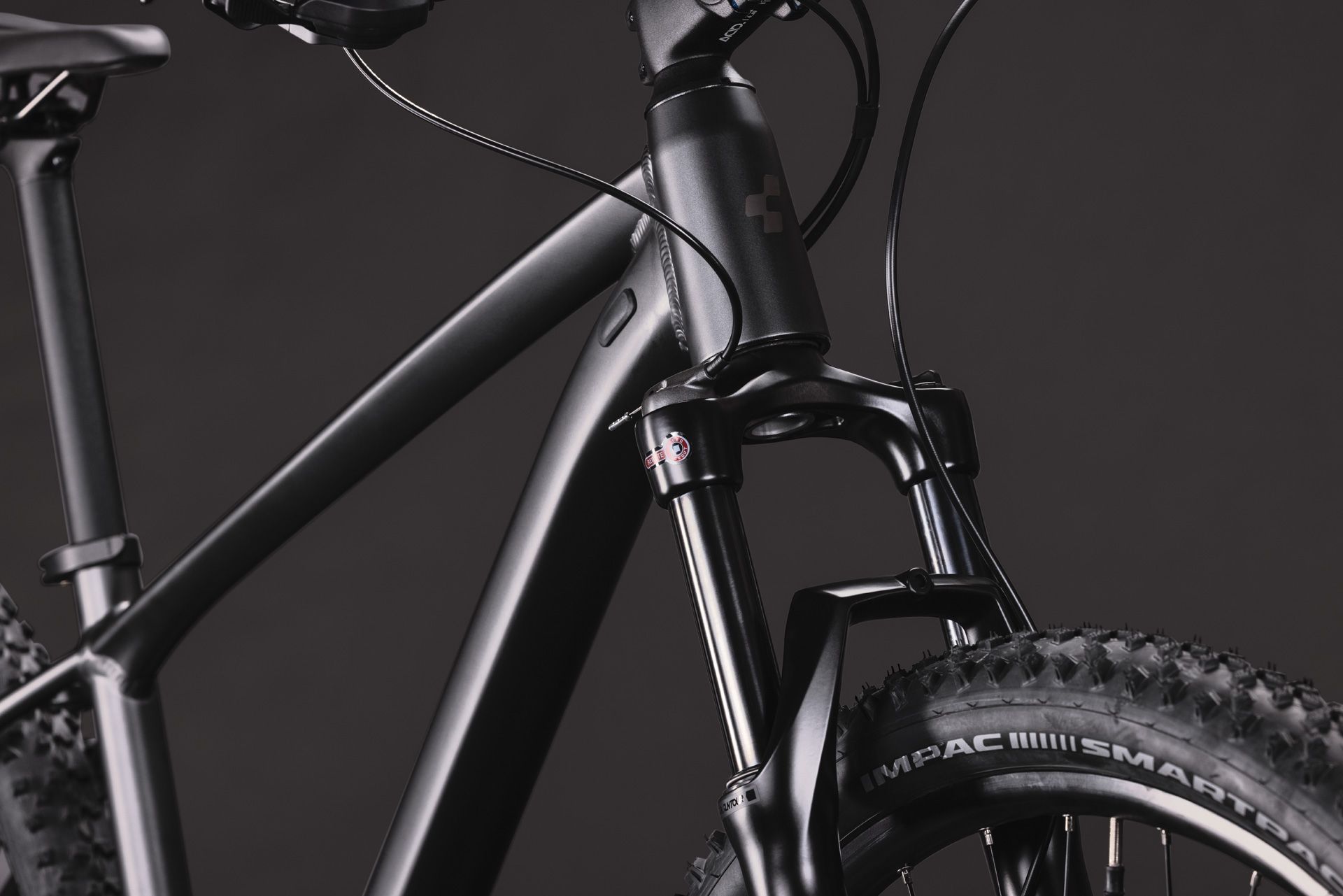 Horské kolo Cube Aim SLX slateblack´n´chrome 2027