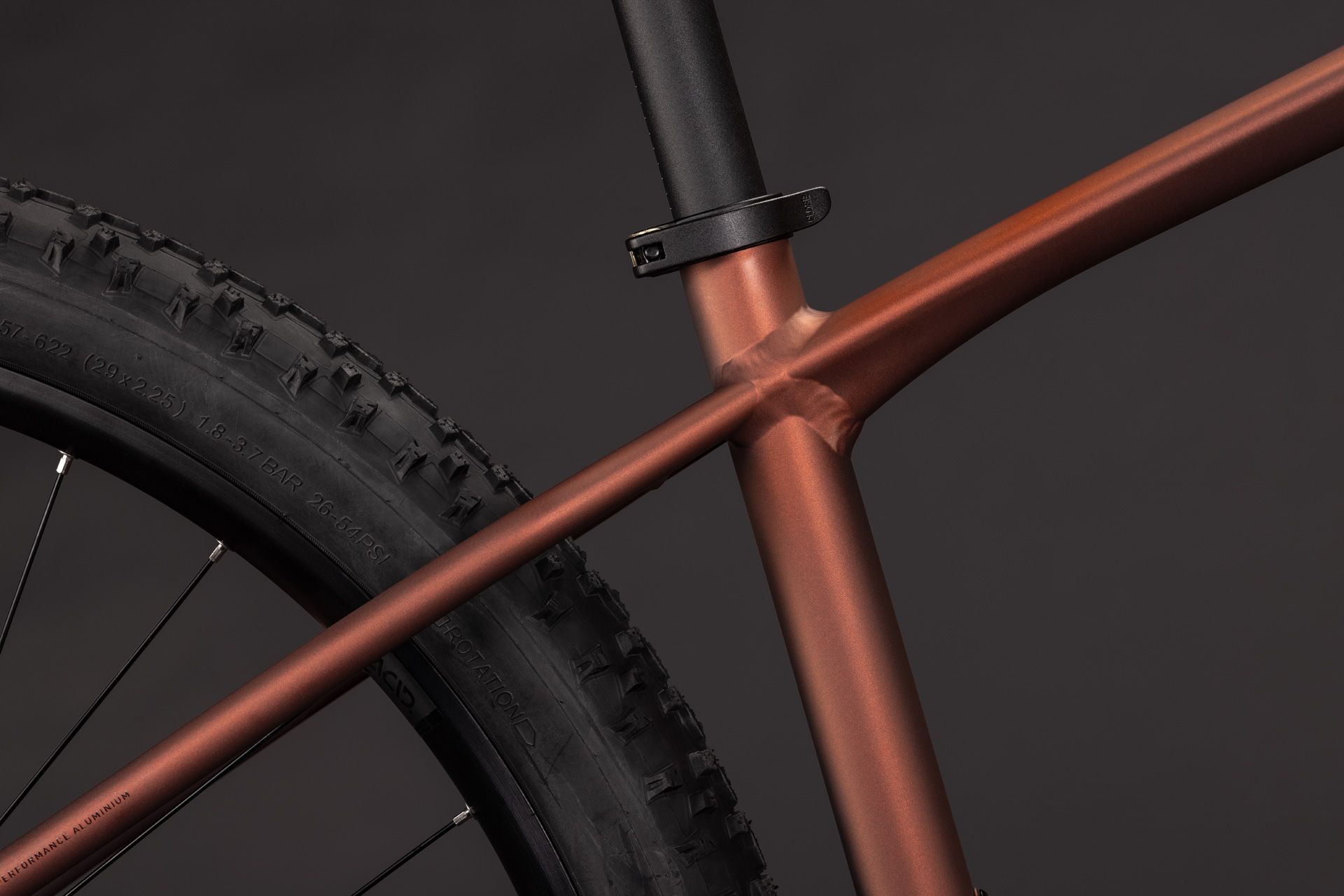Horské kolo Cube Aim SLX rustyrose´n´peach 2027