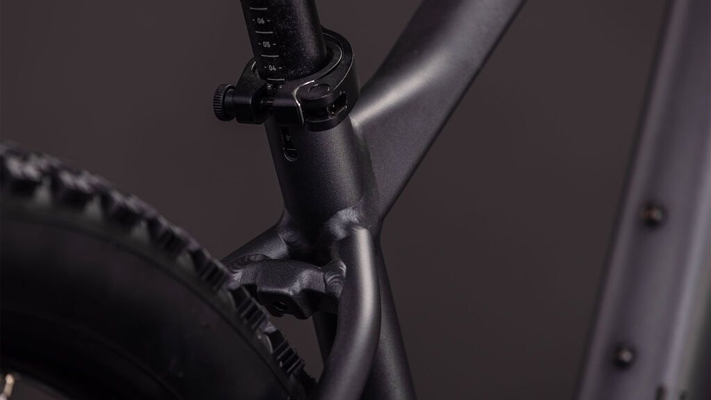 Horské kolo Cube Aim Pro slateblack´n´black 2026