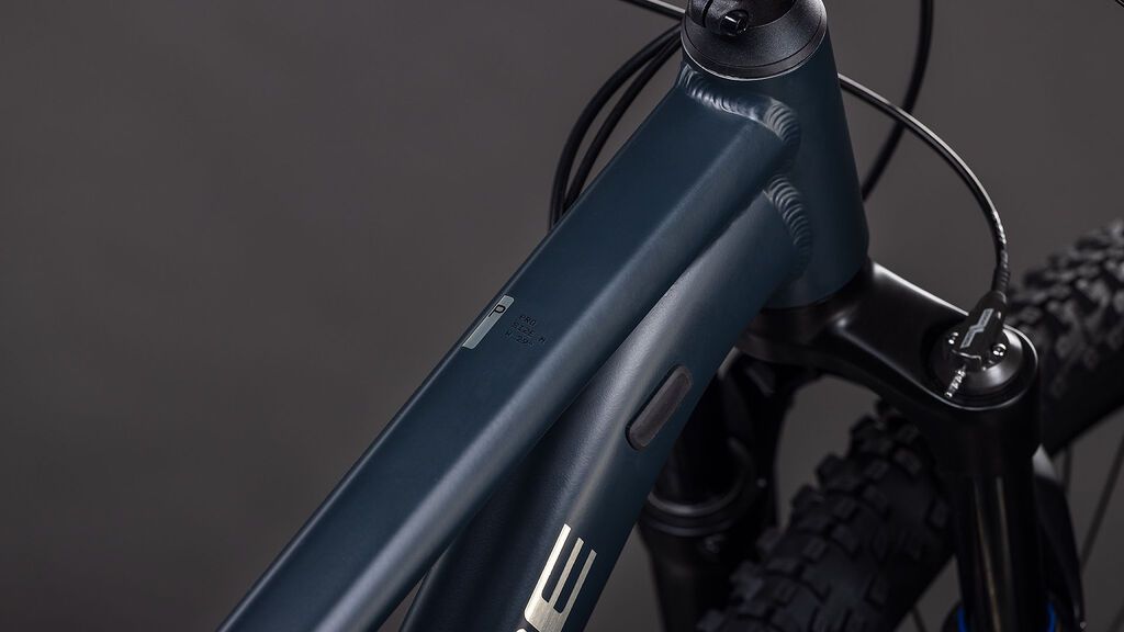 Horské kolo Cube Attention Pro night´n´black 2026