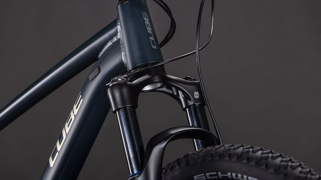 Horské kolo Cube Attention Pro night´n´black 2026