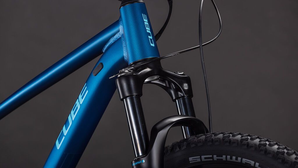 Horské kolo Cube Attention Pro electricblue´n´blue 2026