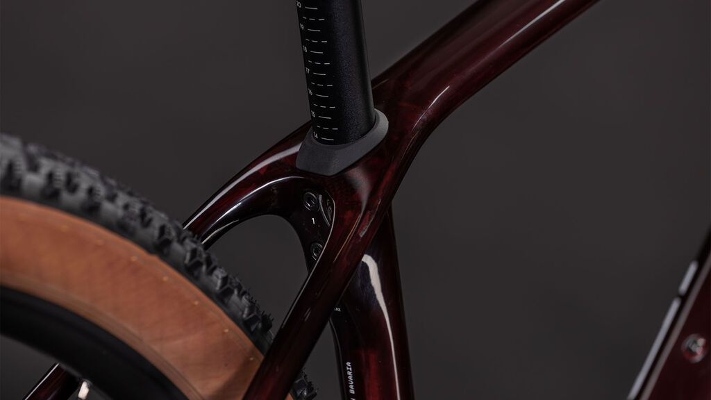 Horské kolo Cube Reaction C:62 Race liquidred´n´white 2026