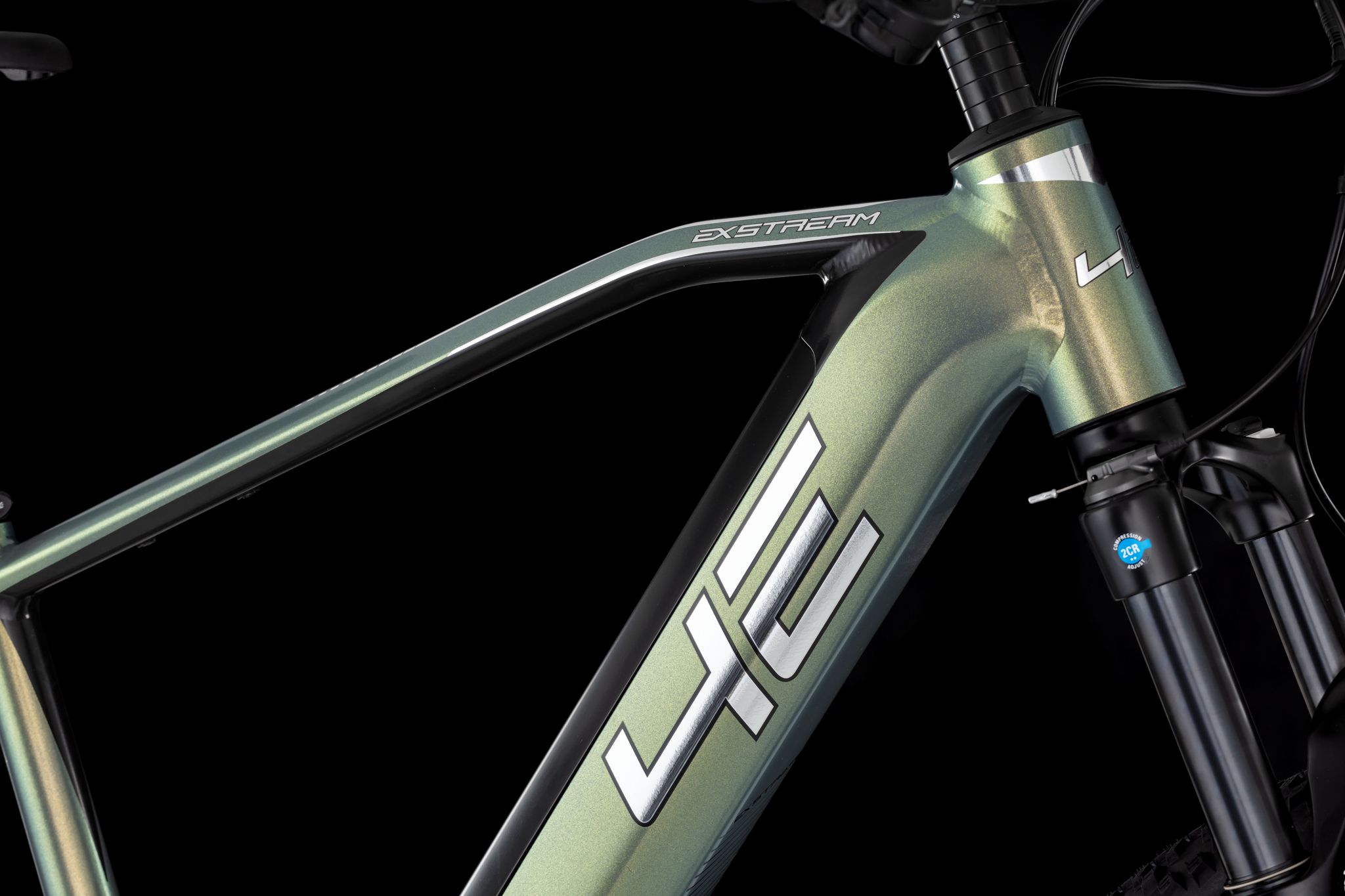 Elektrokolo 4EVER EXSTREAM ELITE 820 matt foggy / silver  2025