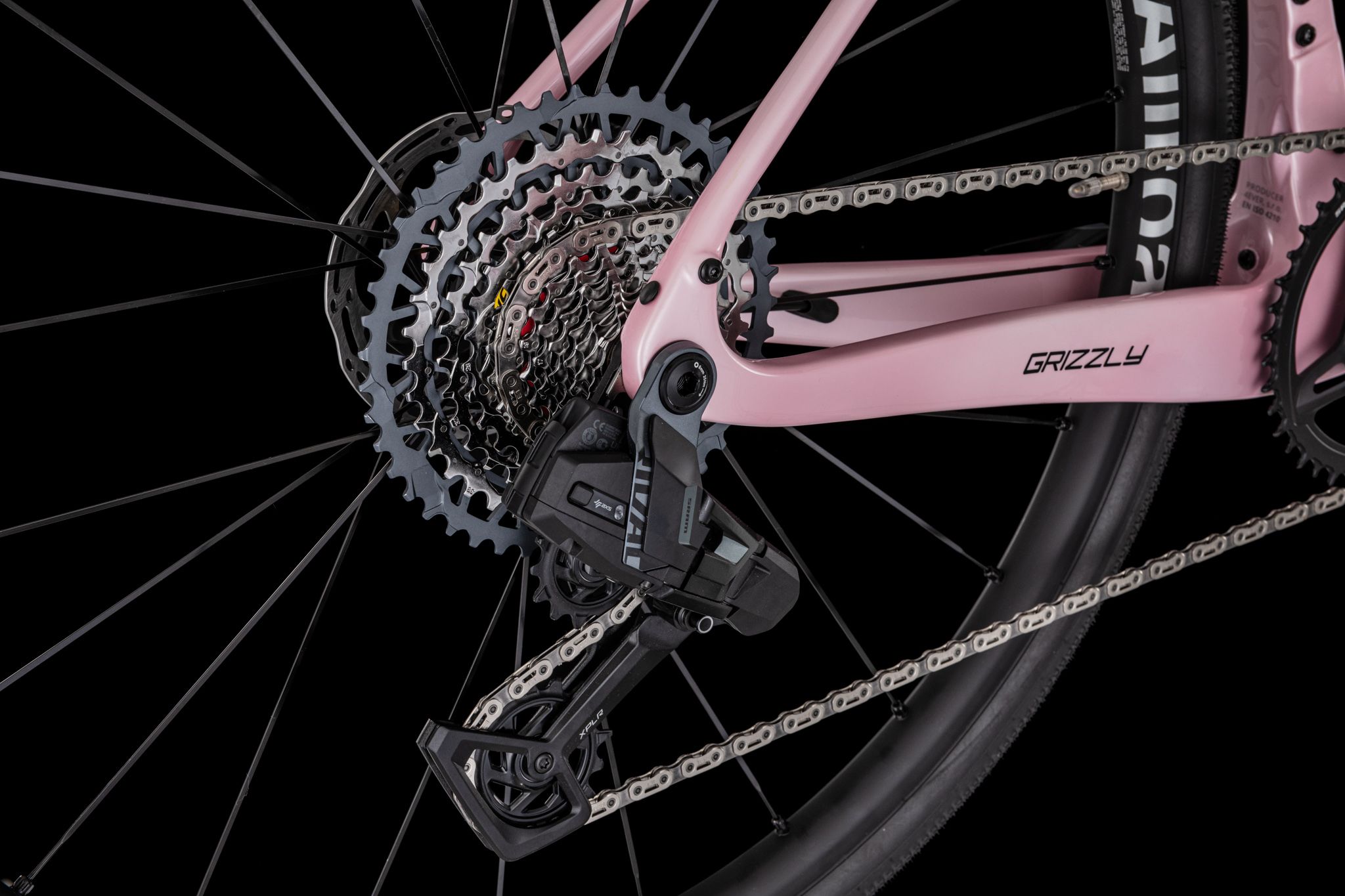 Gravel kolo 4EVER GRIZZLY AXS LADY coral black 2026