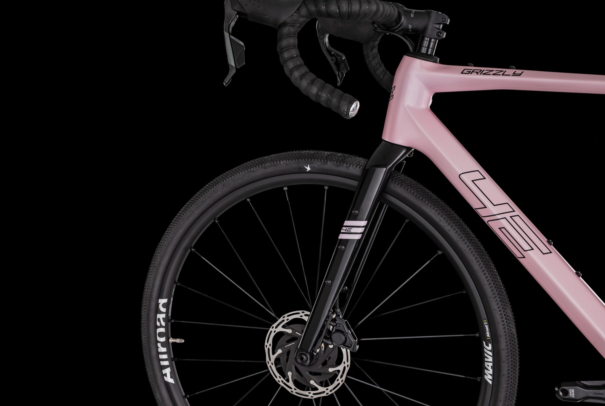 Gravel kolo 4EVER GRIZZLY AXS LADY coral black 2026