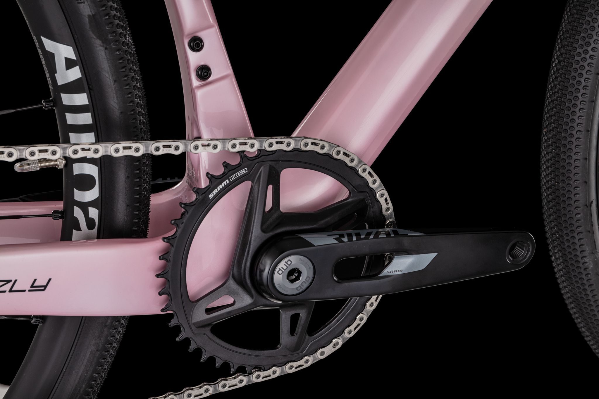 Gravel kolo 4EVER GRIZZLY AXS LADY coral black 2026