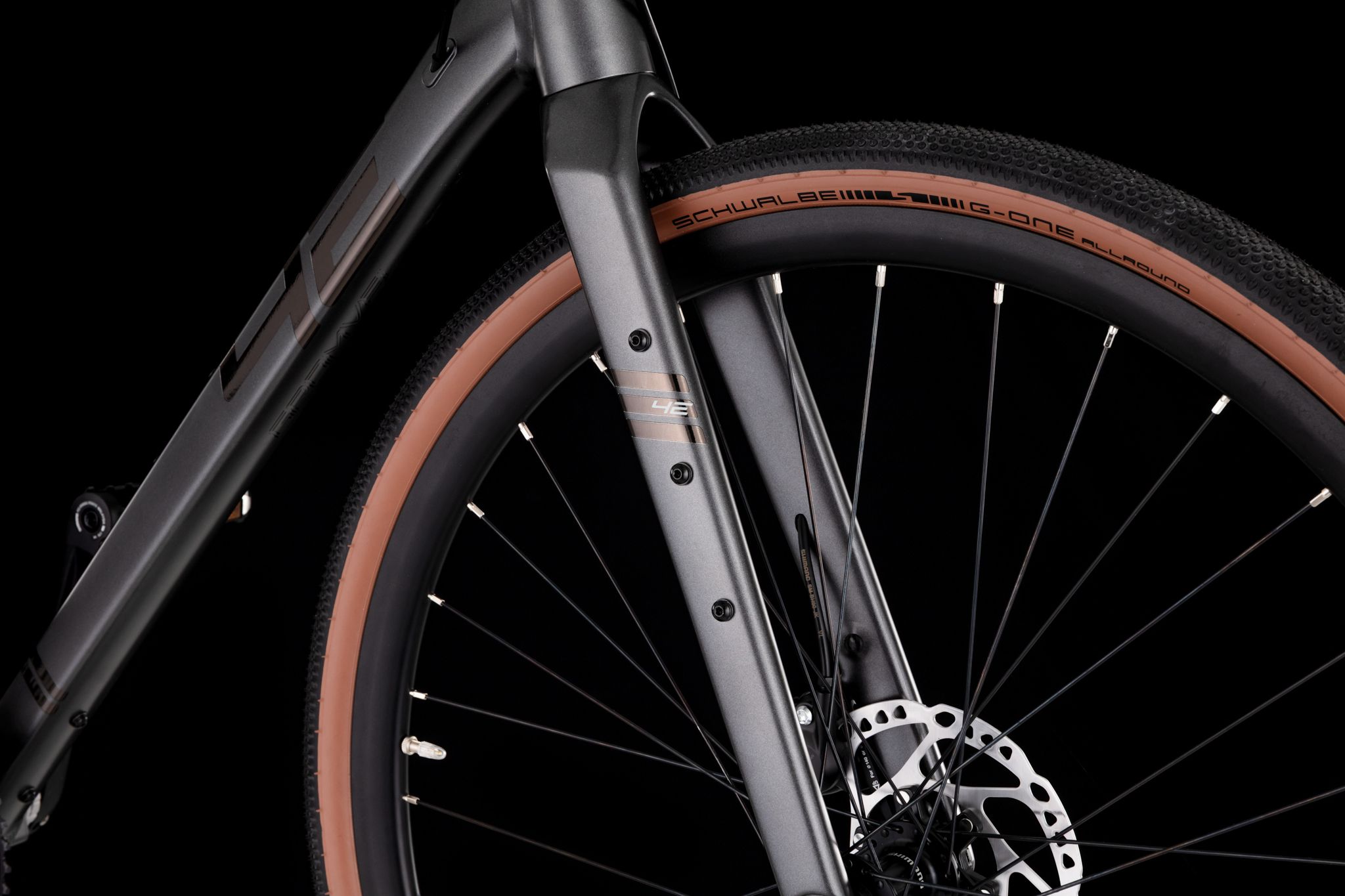 Gravel kolo 4EVER GROMVEL RACE titan matt 2026