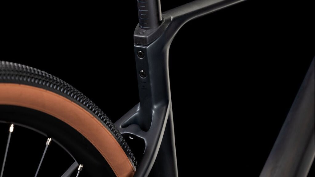 Gravel kolo CUBE Nuroad C:62 ONE carbon´n´glossy 2025