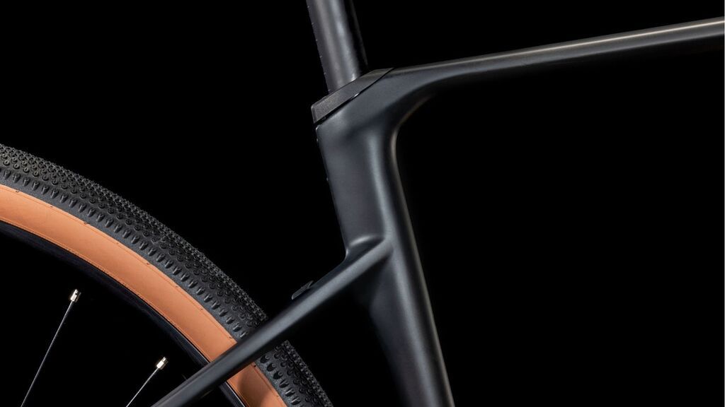 Gravel kolo CUBE Nuroad C:62 ONE carbon´n´glossy 2025