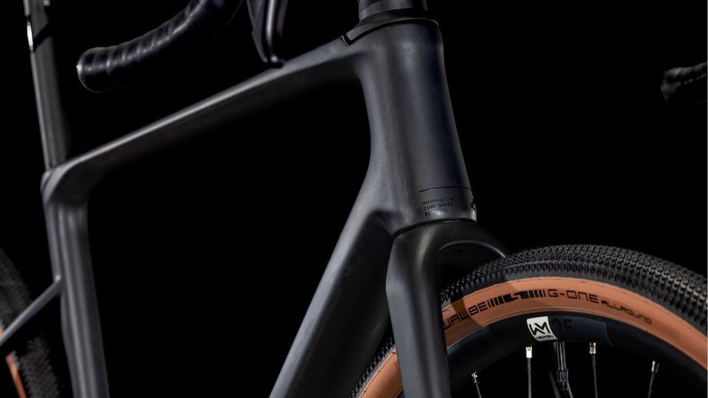 Gravel kolo CUBE Nuroad C:62 ONE carbon´n´glossy 2025