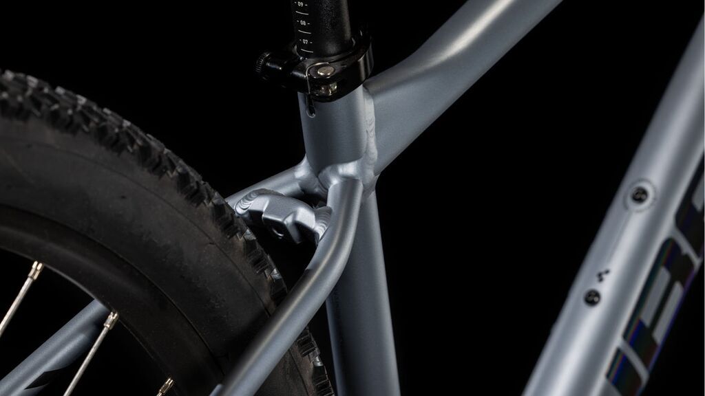 Horské kolo CUBE Aim Race slategrey´n´rainbowblack 2025