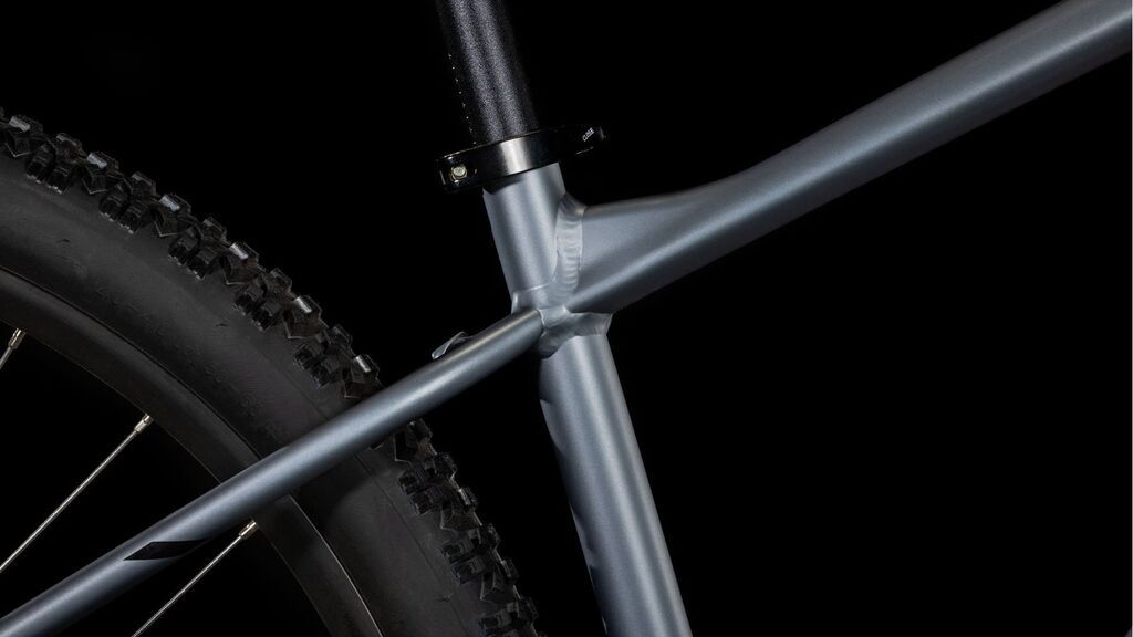 Horské kolo CUBE Aim Race slategrey´n´rainbowblack 2025