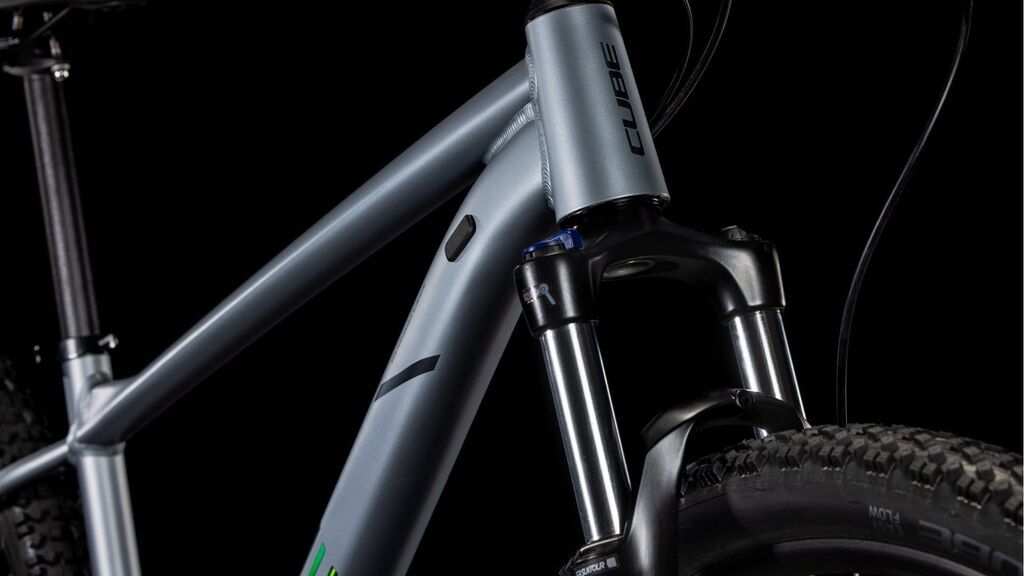 Horské kolo CUBE Aim Race slategrey´n´rainbowblack 2025