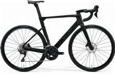 Silniční kolo MERIDA REACTO 4000 Silk Black(Glossy Dark Silver)  2026